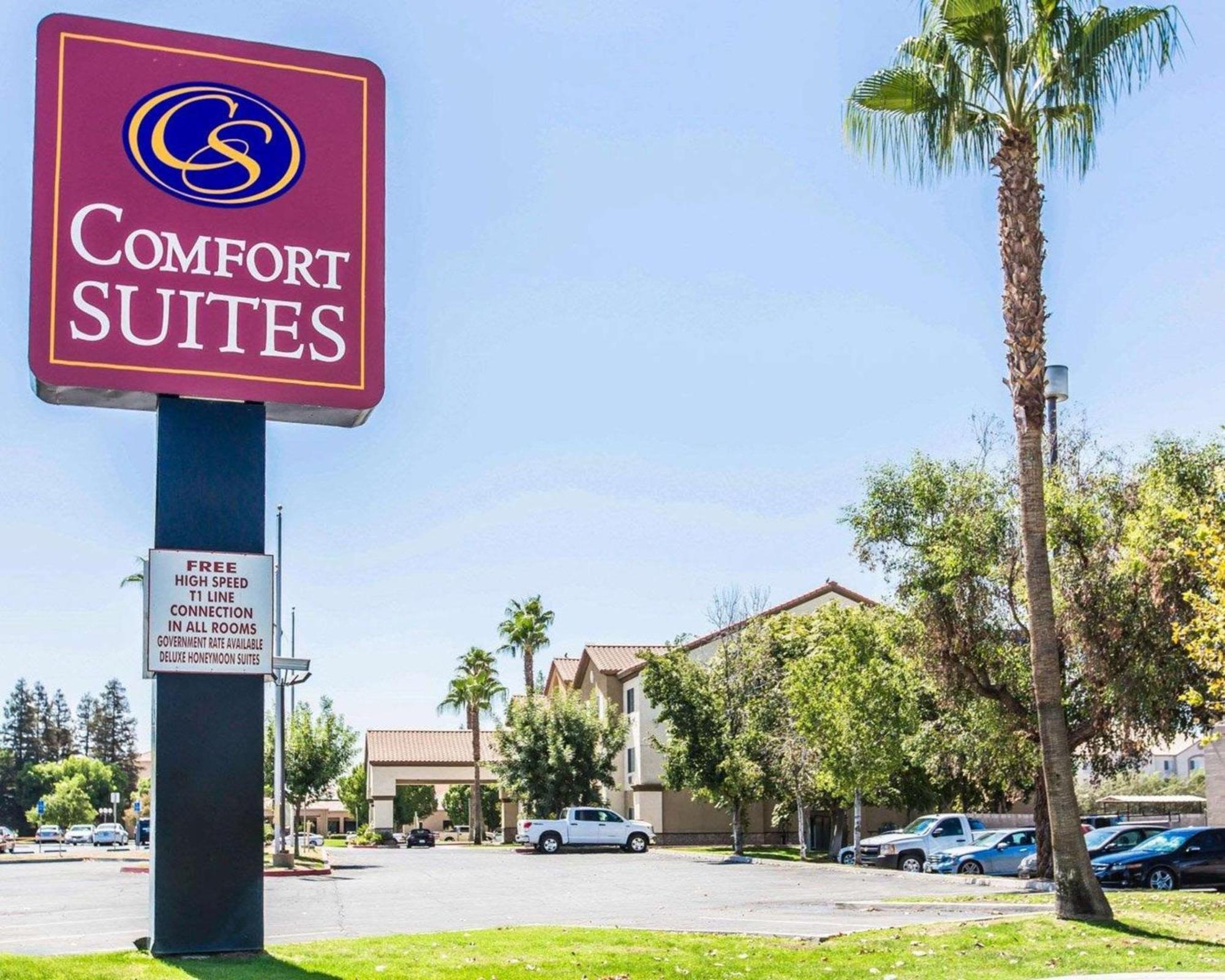 Staying Near Vanguard University: 5 Airport Hotels Compared