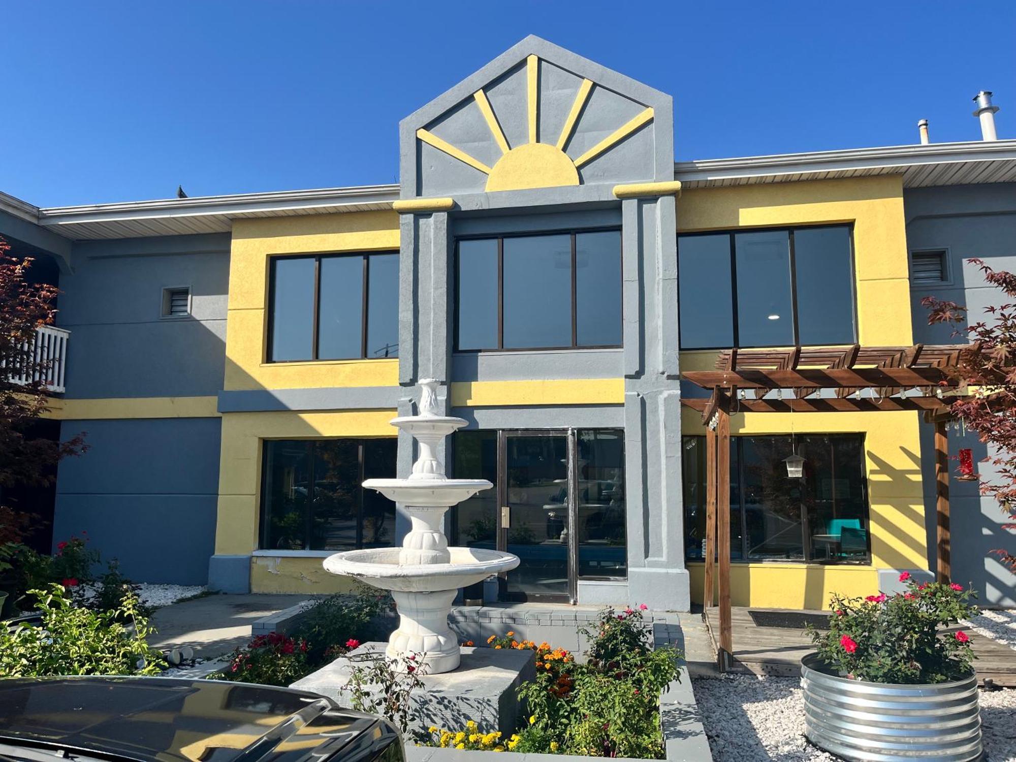 4 Budget Hotels Near Frederik Meijer Gardens for Easy Access