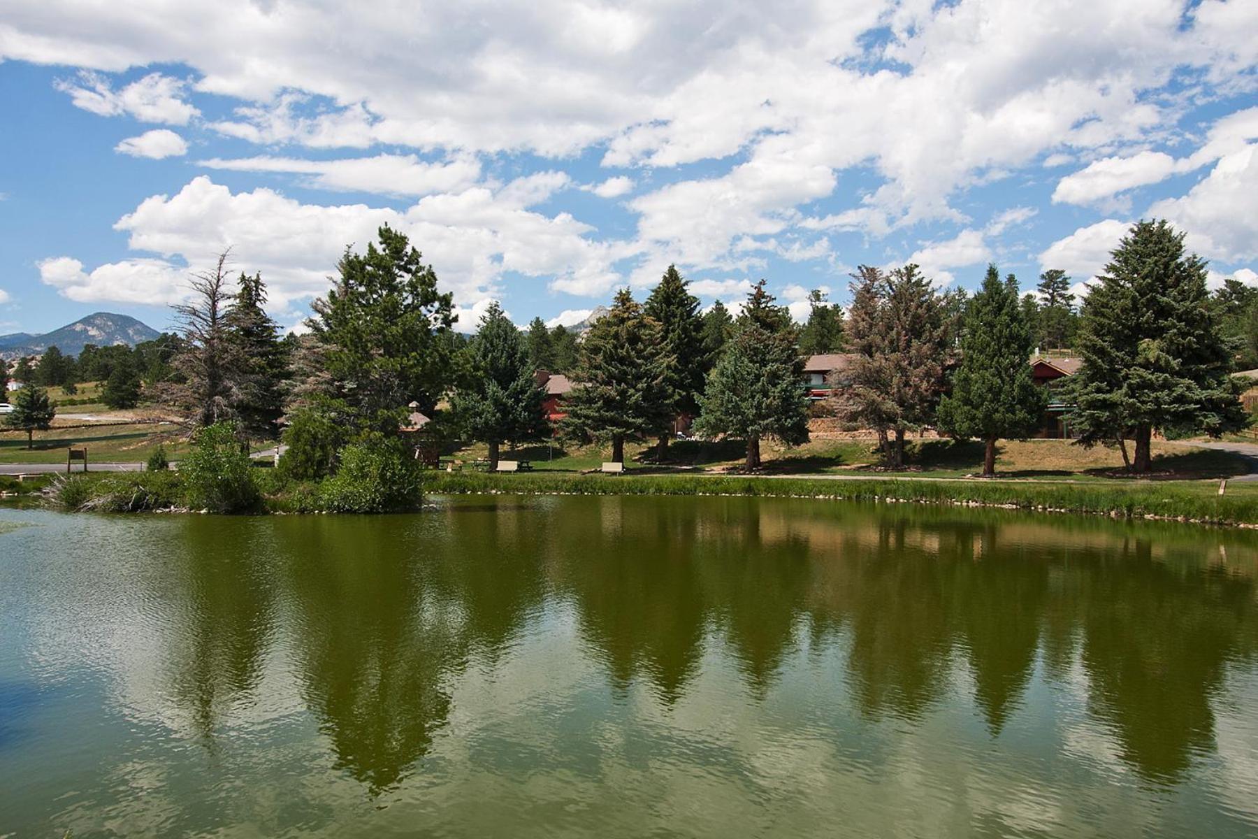 Where to Stay Near Lake Estes Marina: 4 Top-Rated Hotels
