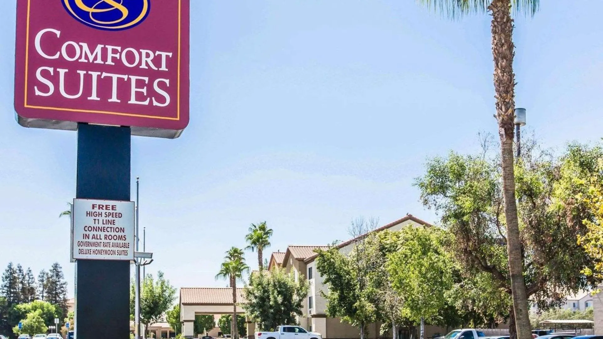 Staying Near Vanguard University: 5 Airport Hotels Compared